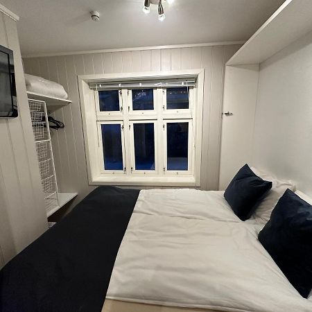 Stetind - Modern Apartment With Free Parking Narvik Kültér fotó