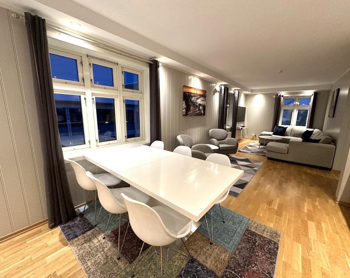 Stetind - Modern Apartment With Free Parking Narvik Kültér fotó
