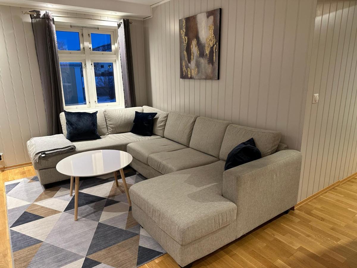 Stetind - Modern Apartment With Free Parking Narvik Kültér fotó